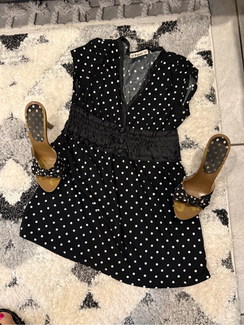 Black Polka Dot Empire-shirt and matching heels